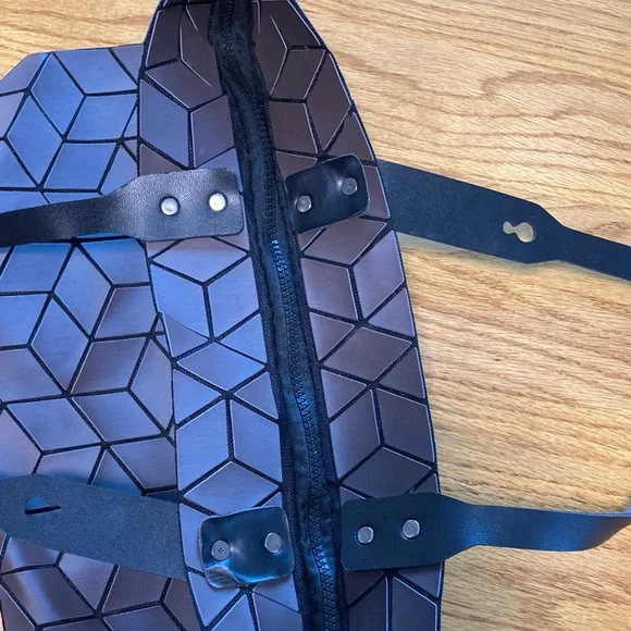 Geometric Tote Bag - Picture 2 of 5